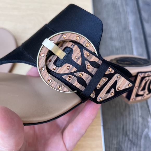 Rene Caovilla Satin Crystal & Wood Embellished Thong Sandal Heels Sz 37.5 Italy - Picture 6 of 16